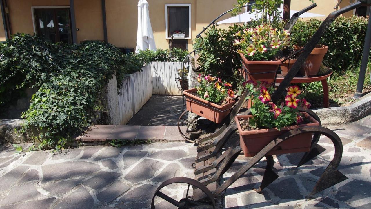 Casale Mammarella Apartamento LʼAquila Exterior foto